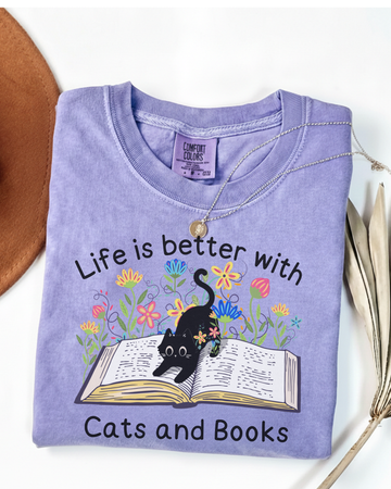 Life Is Better With Cats and Book - BookCat04 - Comfort Colors T-Shirt